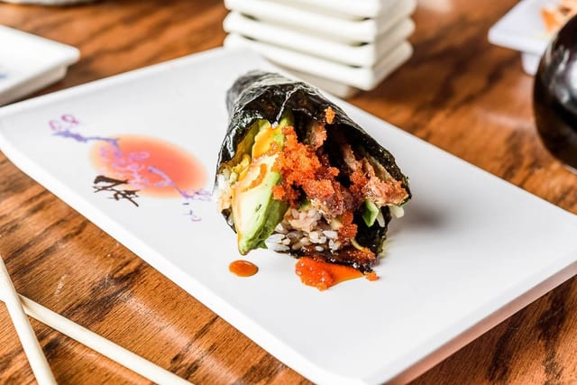 Salmon Skin Handroll •.